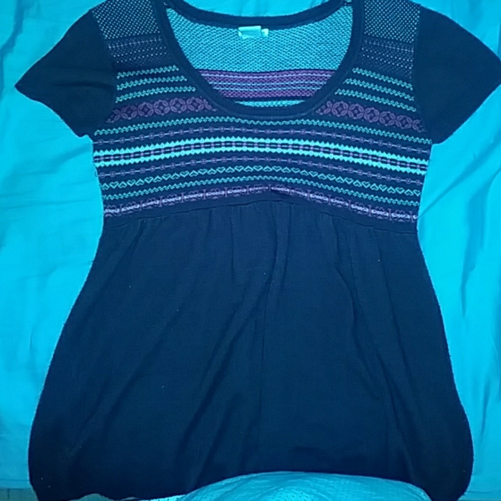 Cute sweater type material shirt
